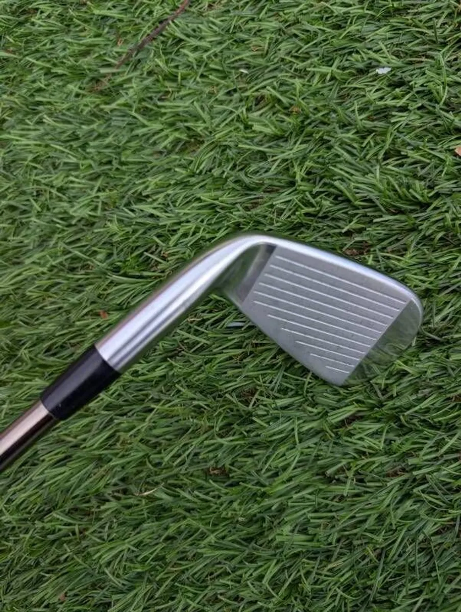 Mizuno MP-20 HMB 4 iron - Image 2