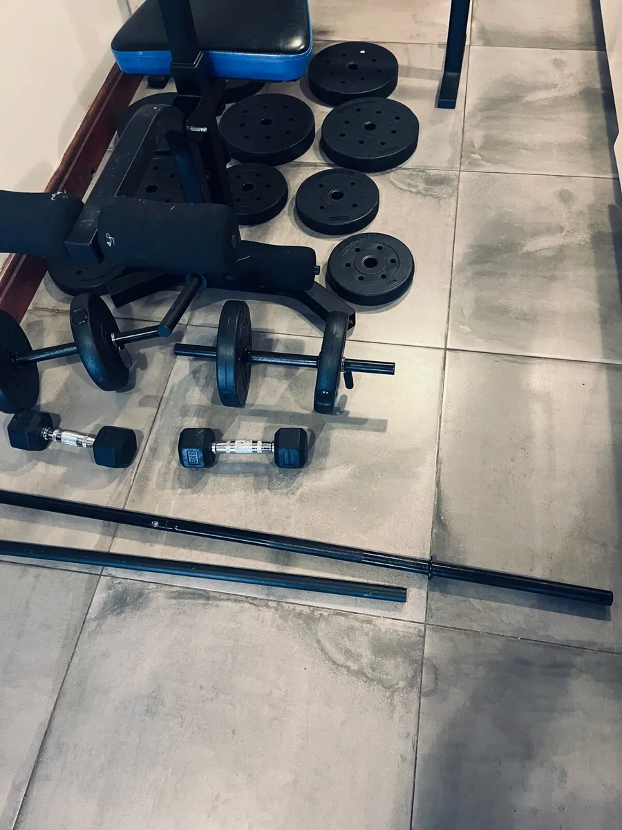 Bench barbell dumbbells and weights - Image 3