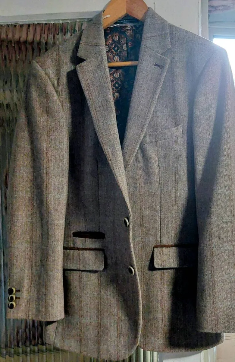 Sawyer's and Hendrick's  Men's tailored jacket - Image 2