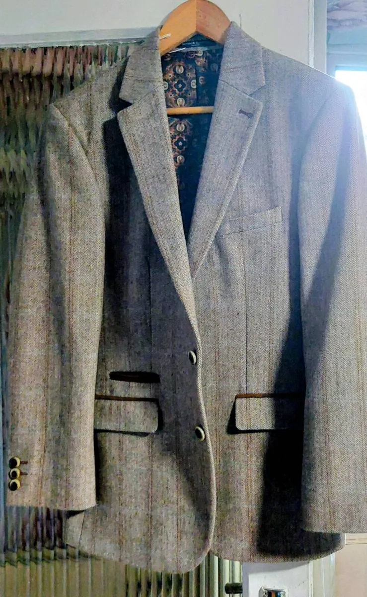 Sawyer's and Hendrick's  Men's tailored jacket - Image 1