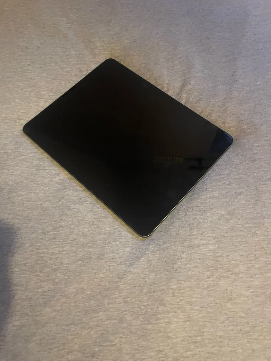 iPad 5th Gen 12.9 inch - Image 2