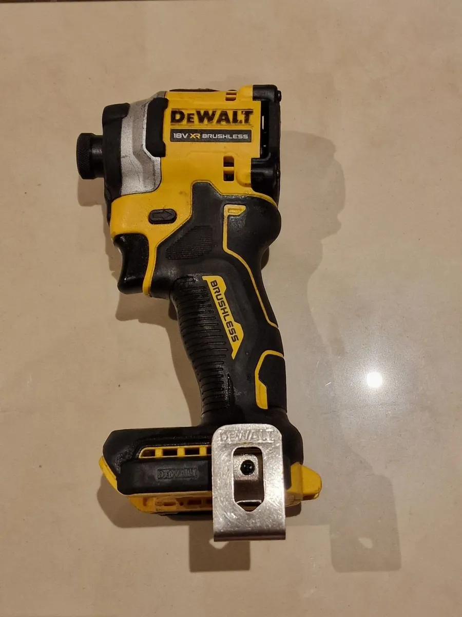 Dewalt  DCF 850 - Image 1