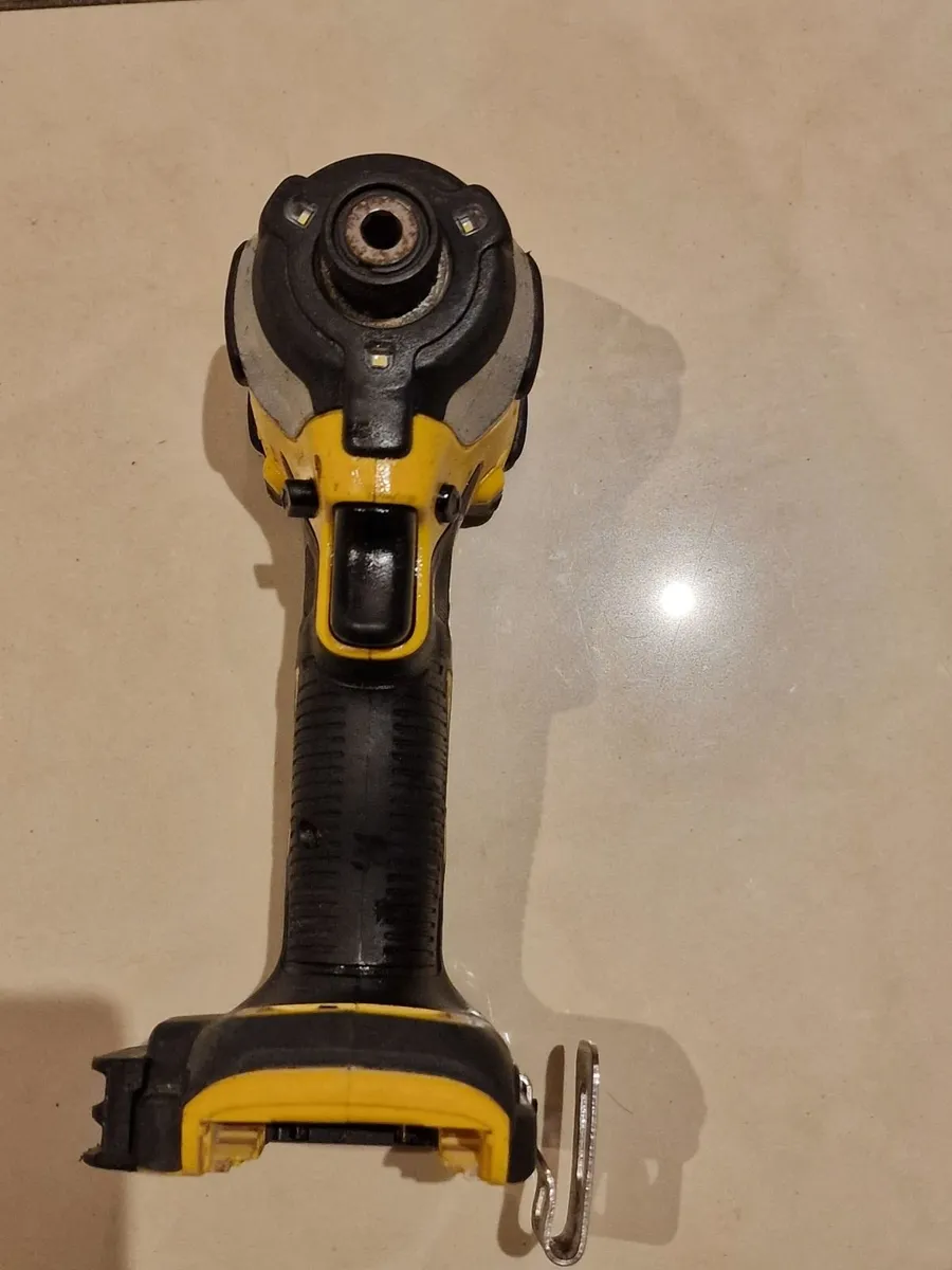 Dewalt  DCF 850 - Image 4