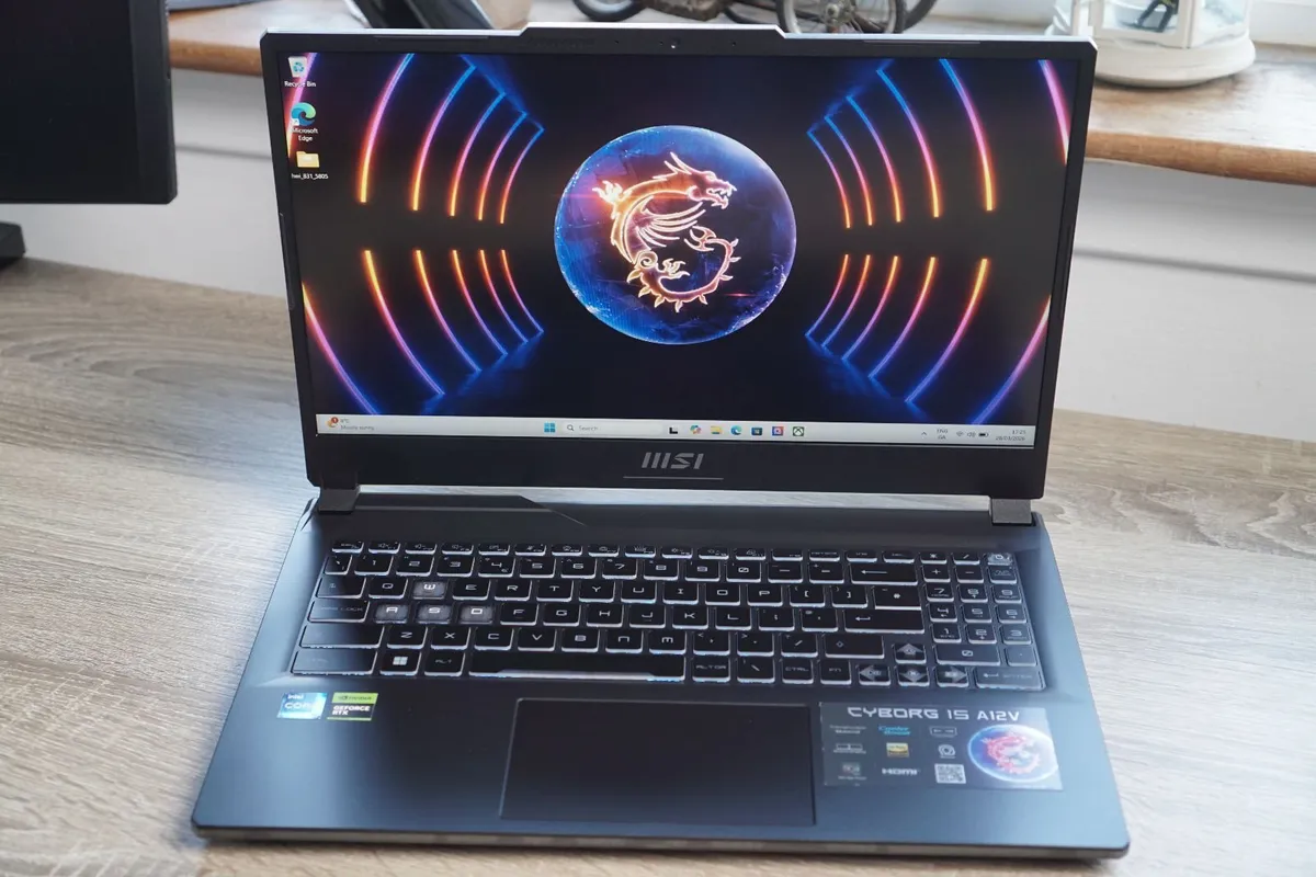 Msi Cyborg 15 | RTX 4060 8GB | 144Hz | i7-12650H - Image 1