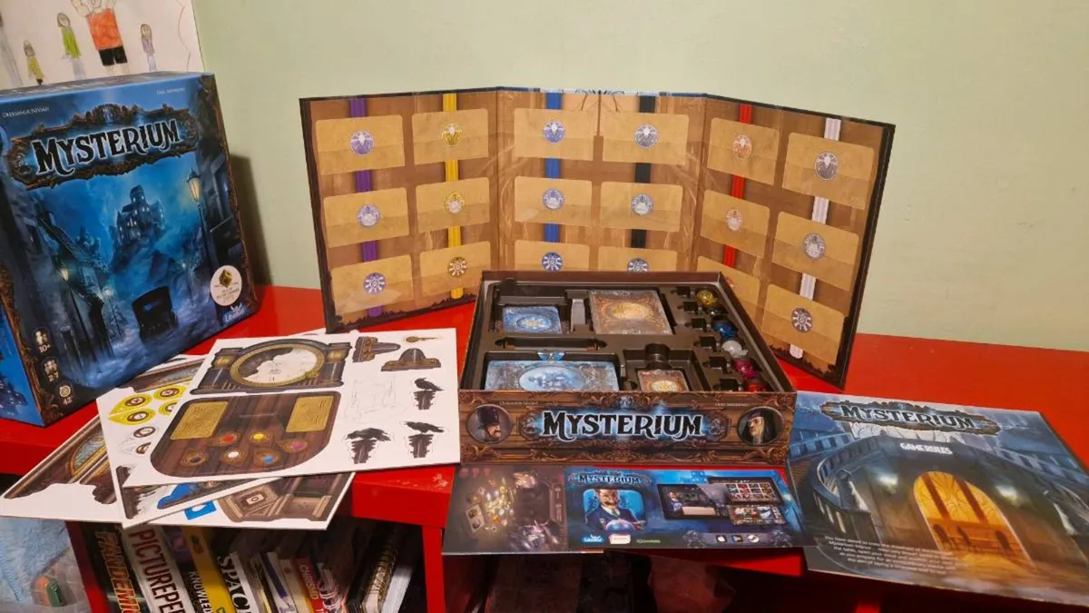 "Mysterium" board game - Image 3