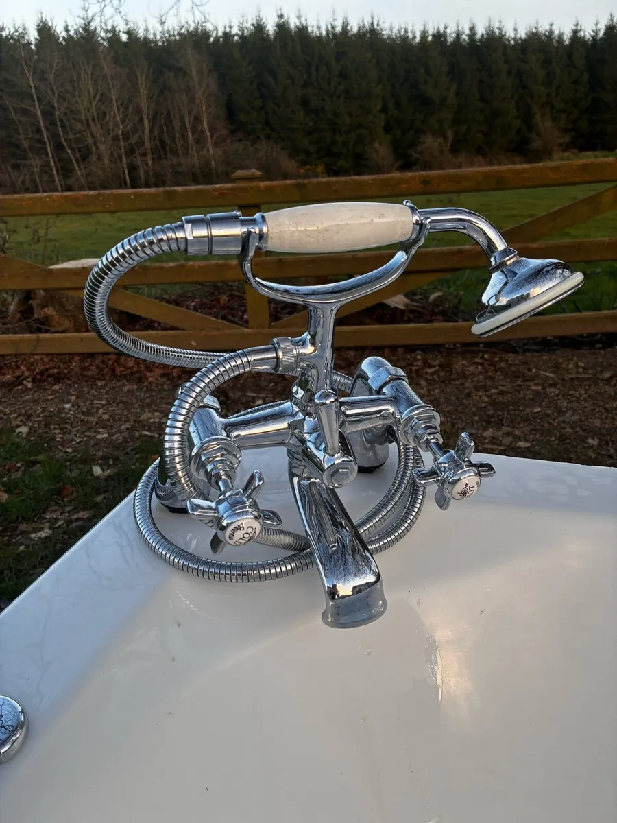 Jacuzzi Bath **FREE** - Image 3