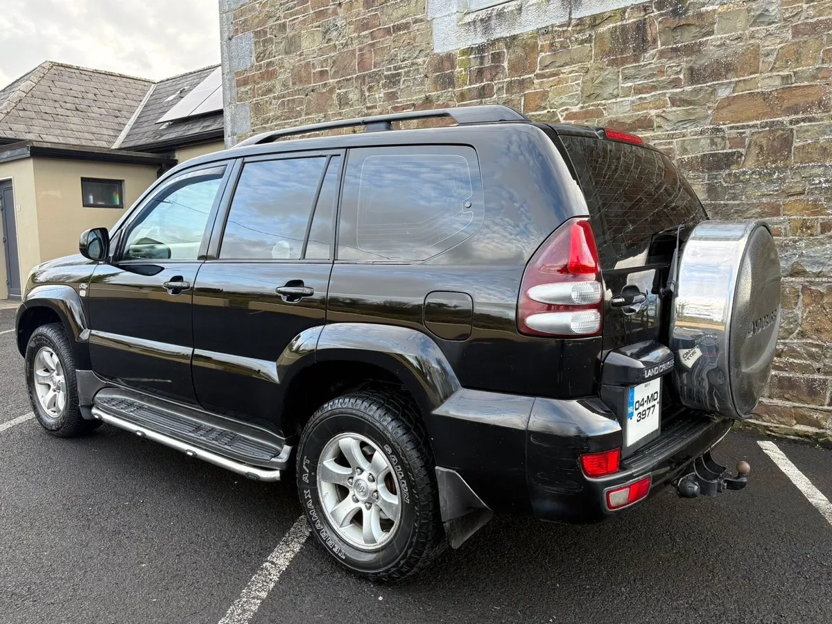 2004 Toyota Landcruiser Crewcab - Image 2