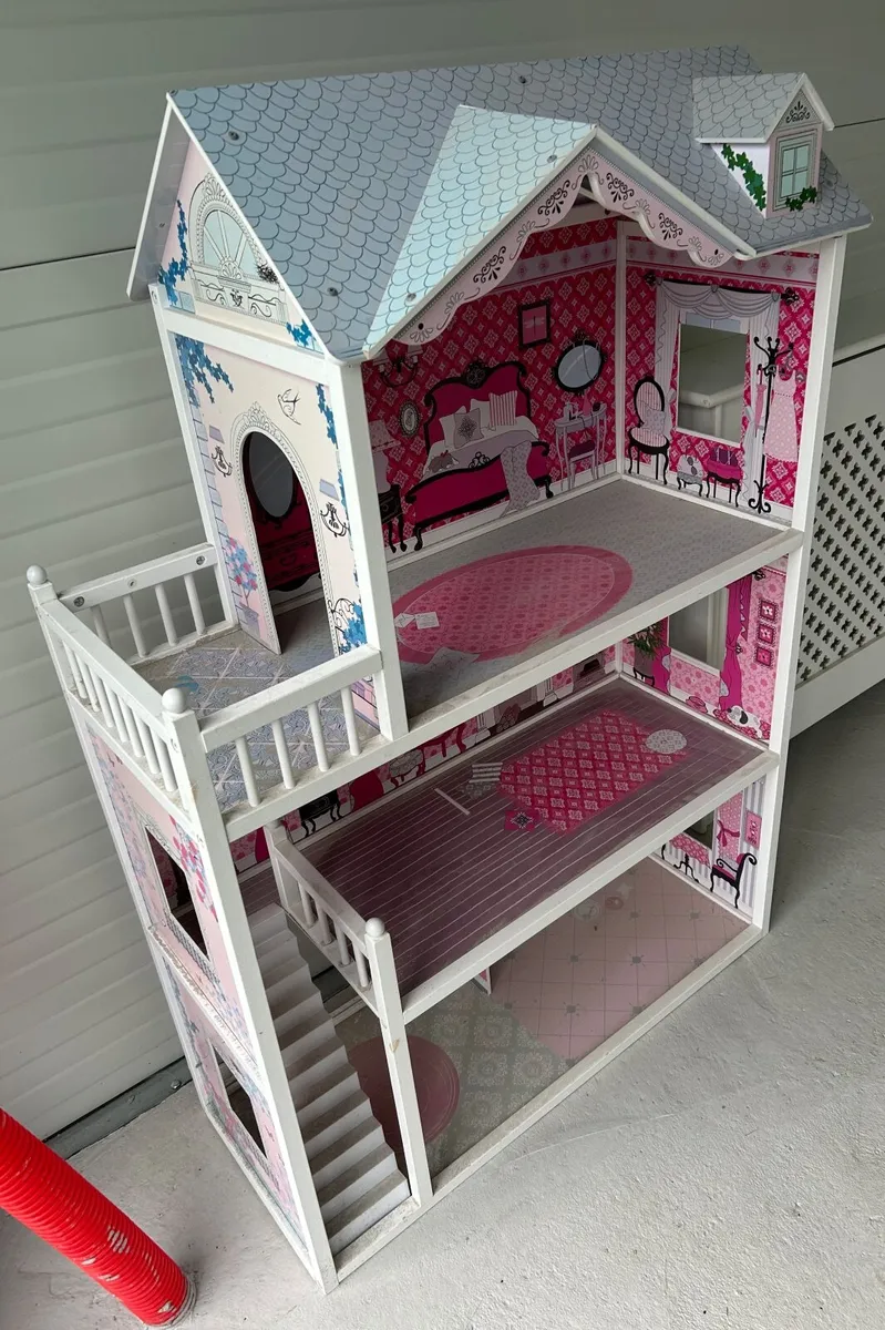 Doll’s House - Image 2