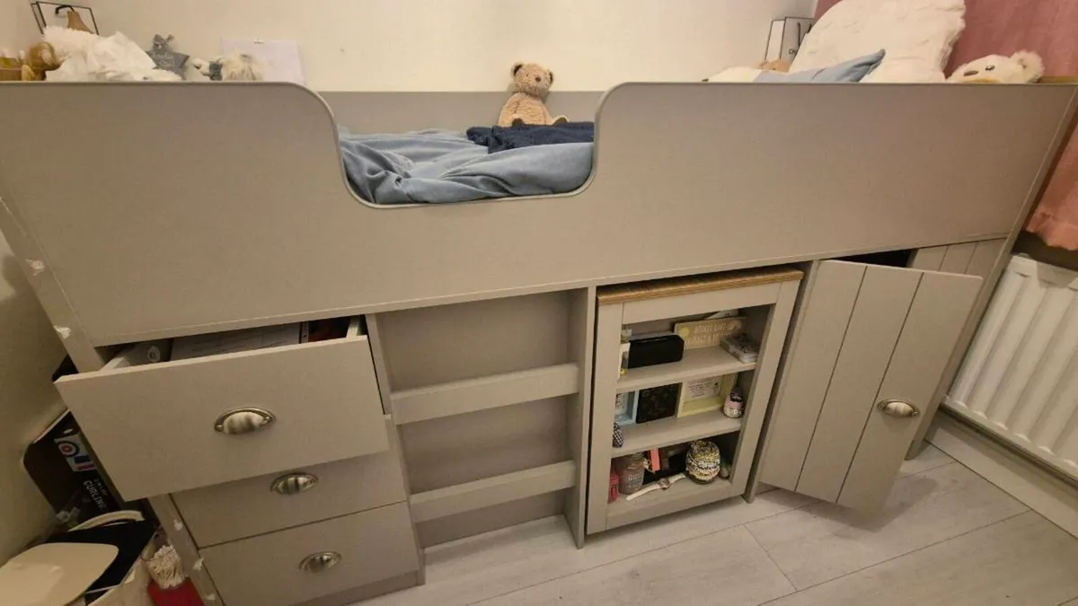 Mid Sleeper - Image 3