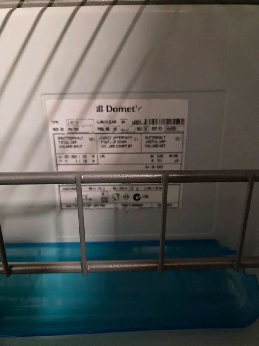 3 way fridge - Image 3