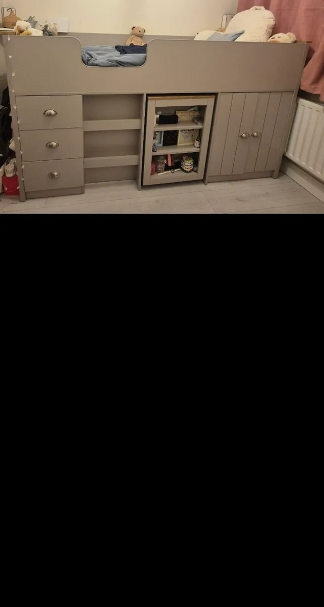 Mid Sleeper - Image 4