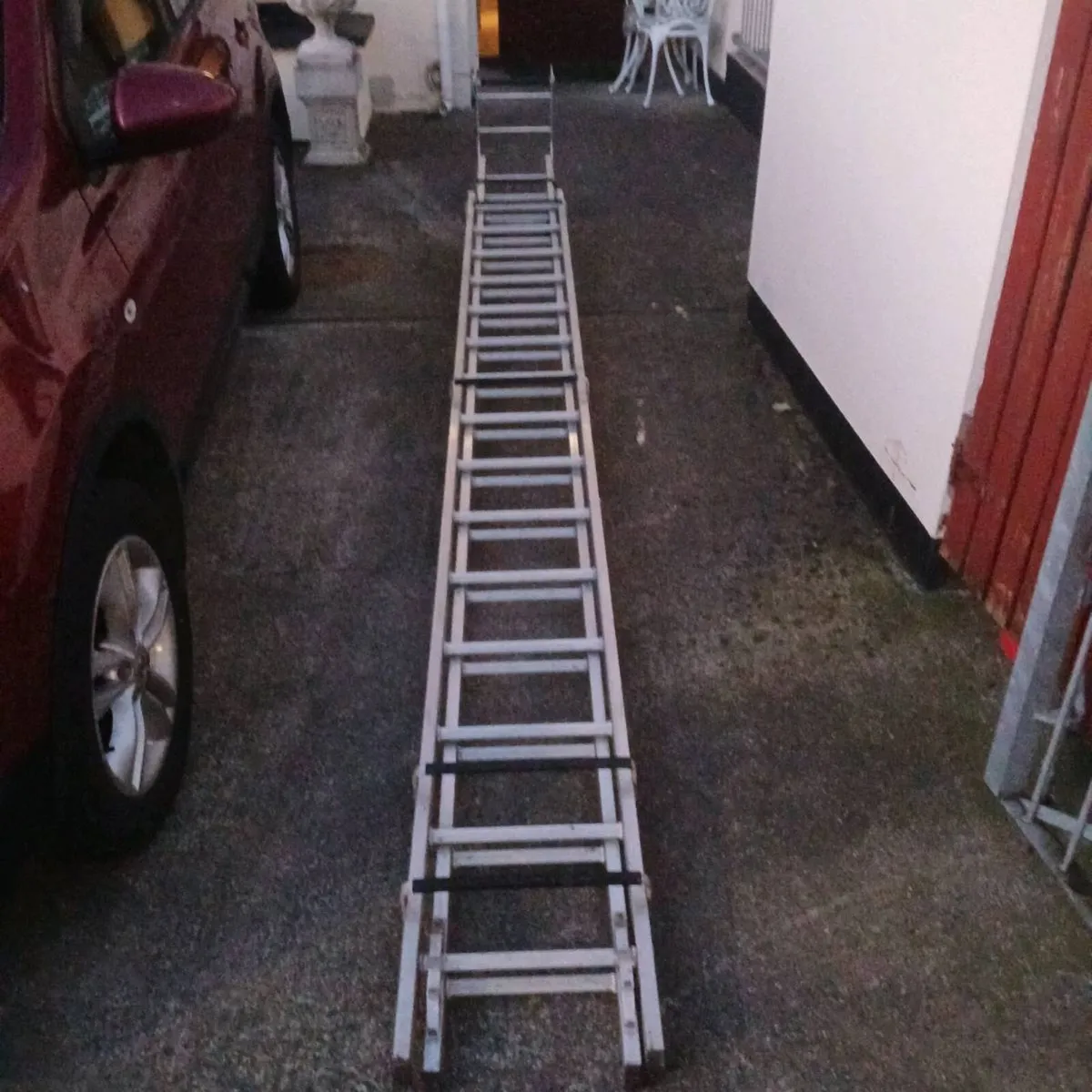 Roof ladder brand new - Image 1