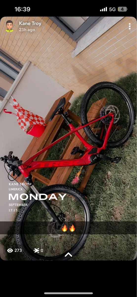 Pedal assist trek bike - Image 2