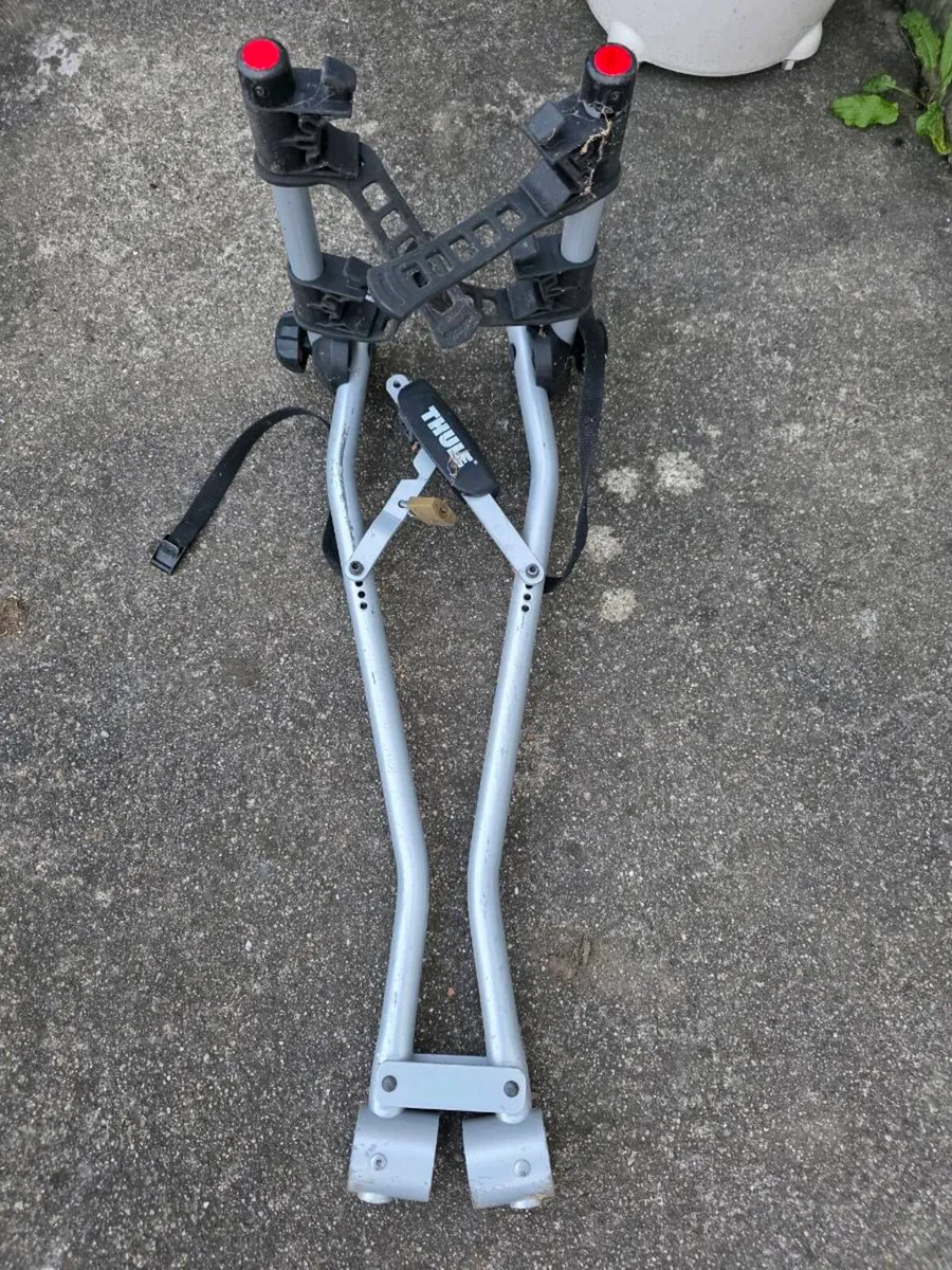 Thule towbar bike rack