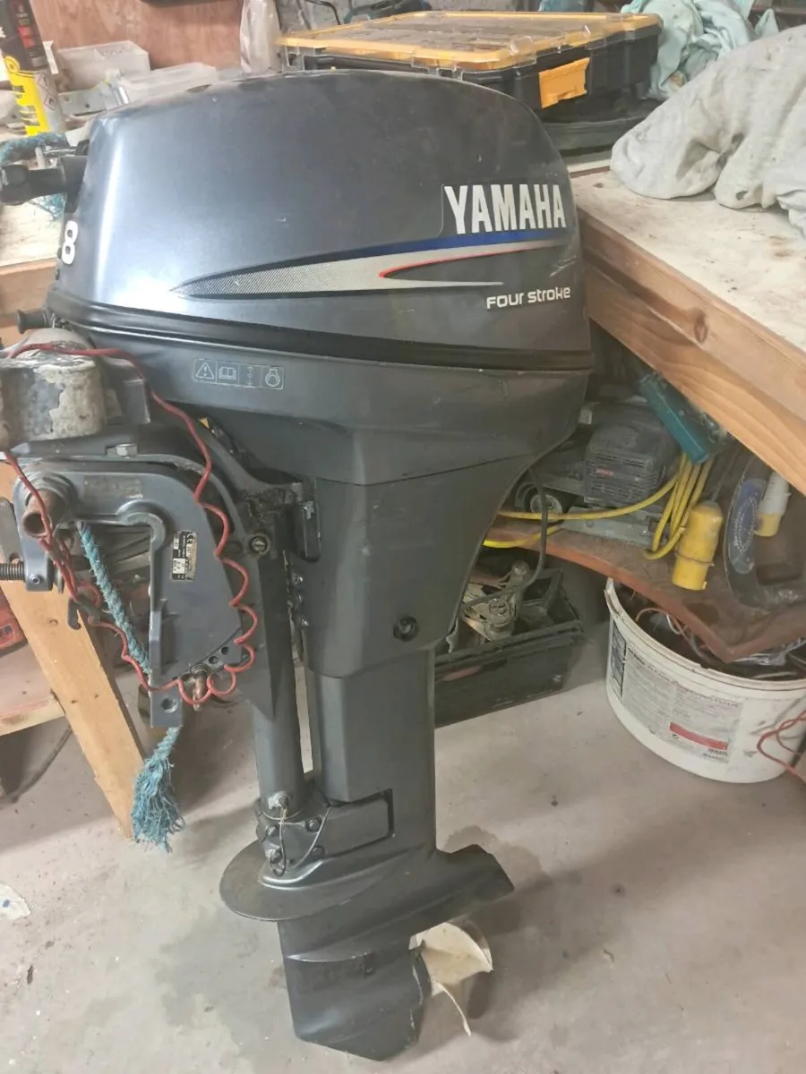 8HP Yamaha Outboard Engine - Image 2