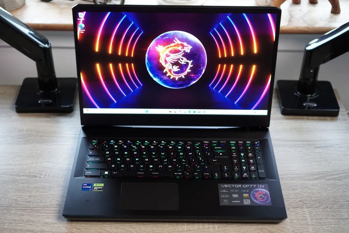 Msi Vector GP77 17.3" QHD 240hz | Rtx 4070 8gb 140 - Image 1