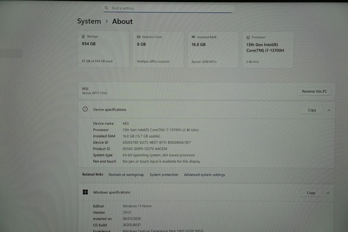 Msi Vector GP77 17.3" QHD 240hz | Rtx 4070 8gb 140 - Image 2