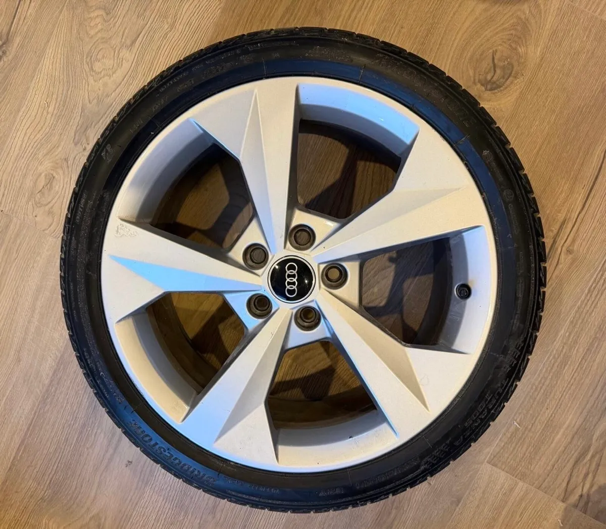 18” Alloy Wheels