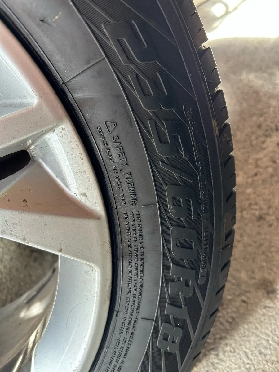 Audi q5 alloys - Image 3