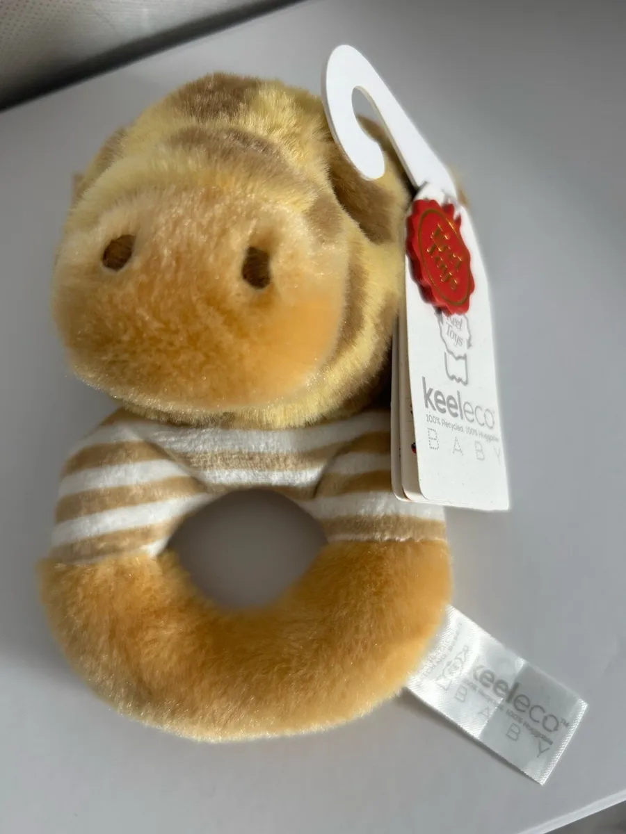 baby Giraffe Ring Rattle New - Image 1