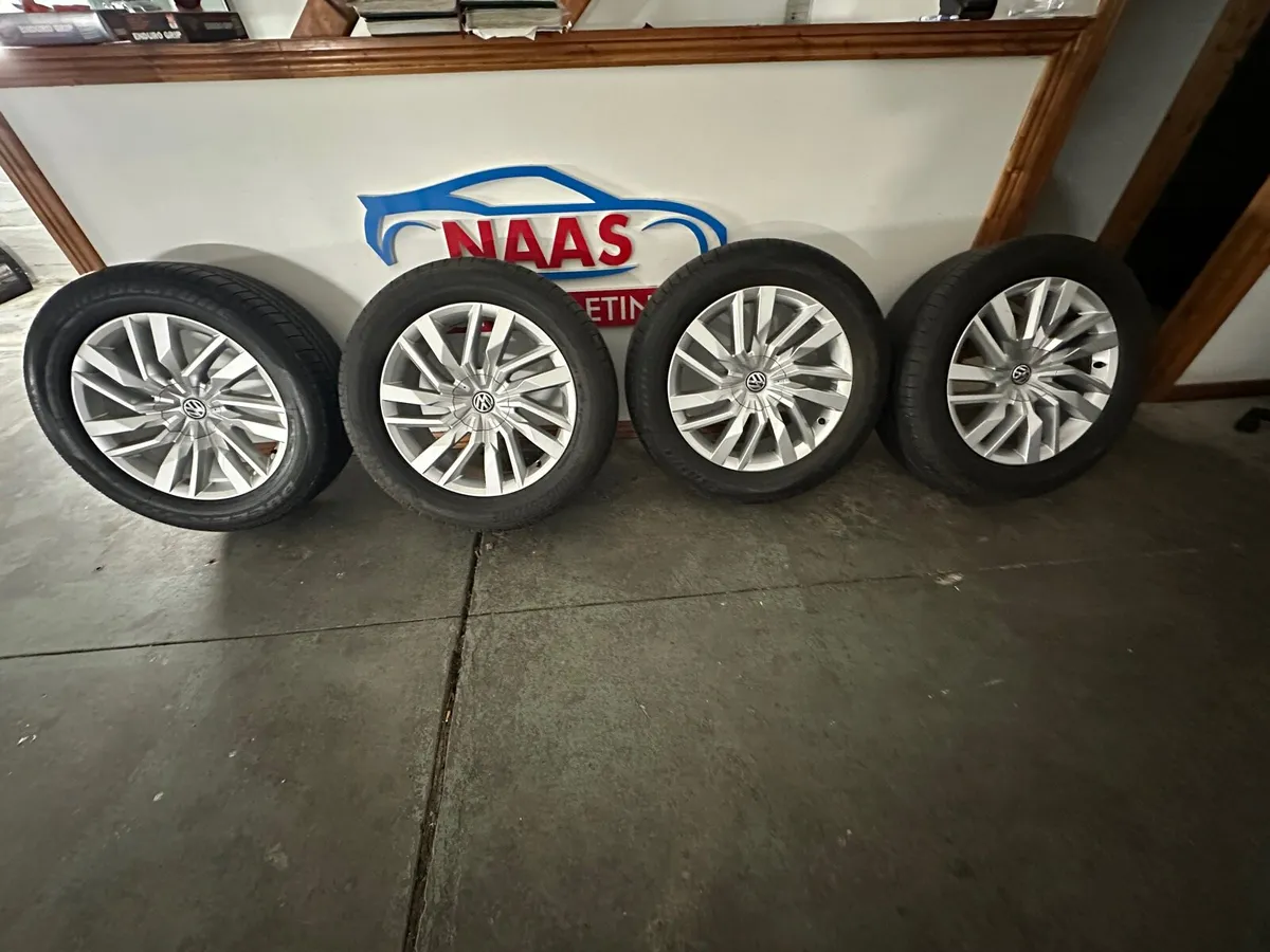 2019 Vw Touareg Genuine Allows - Image 1