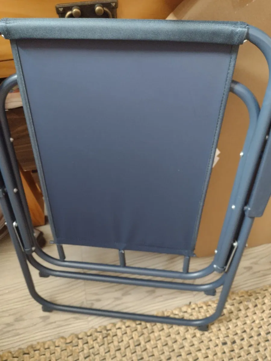 2 Brand new foldup garden/patio chairs - Image 4