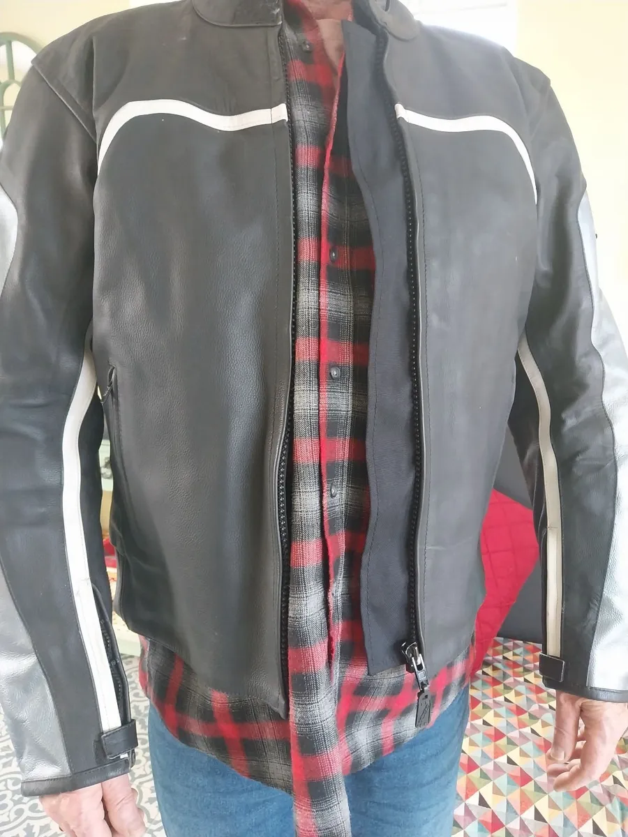 Almost new leather bike jacket - Image 1