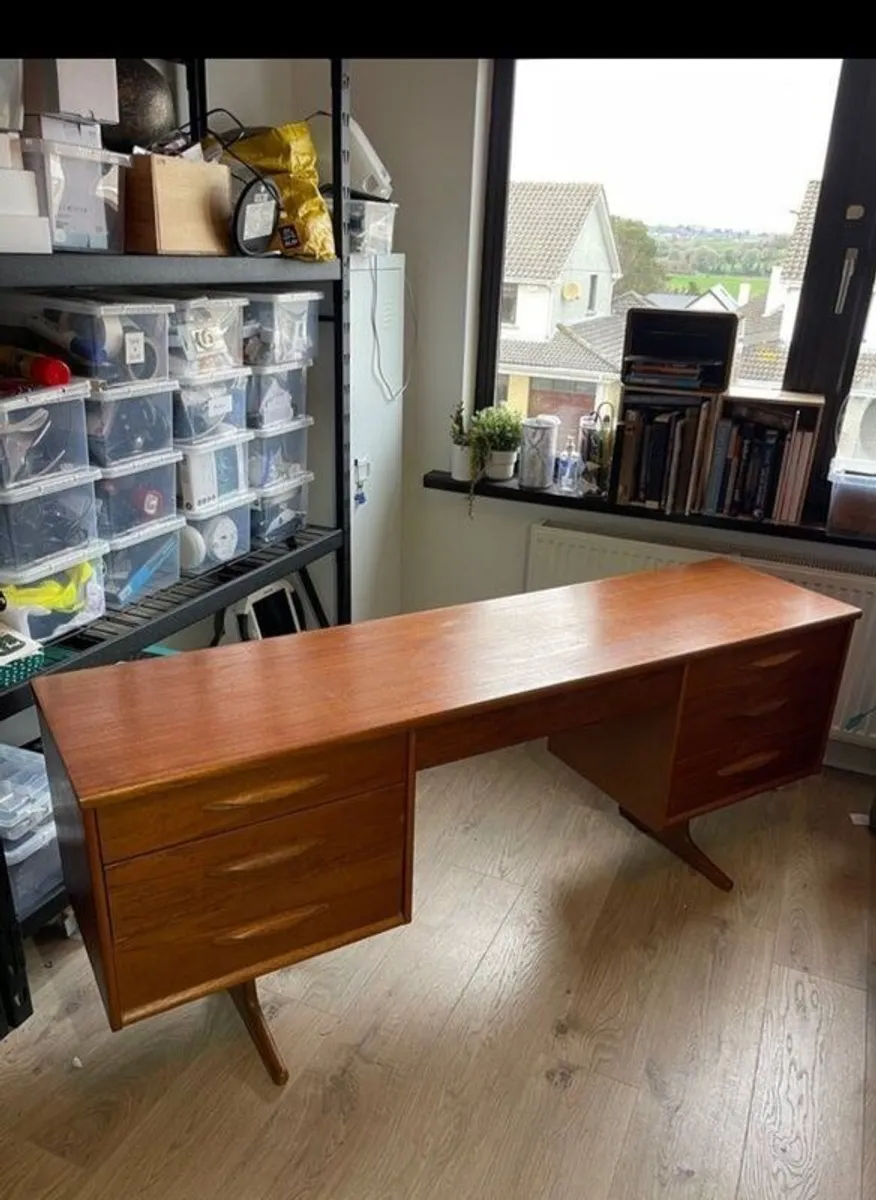 Mid century desk - Image 1
