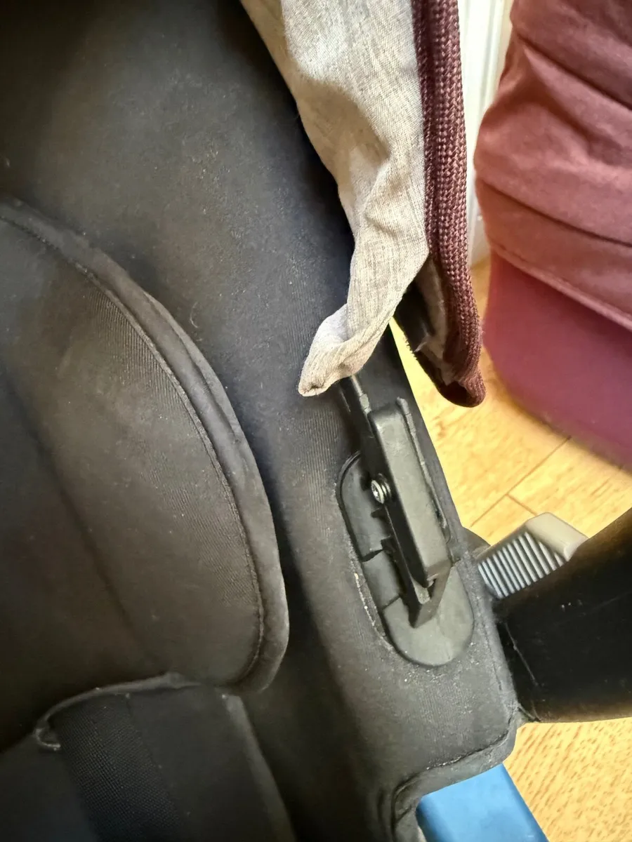 Silver Cross Wave Claret Bundle - Image 2