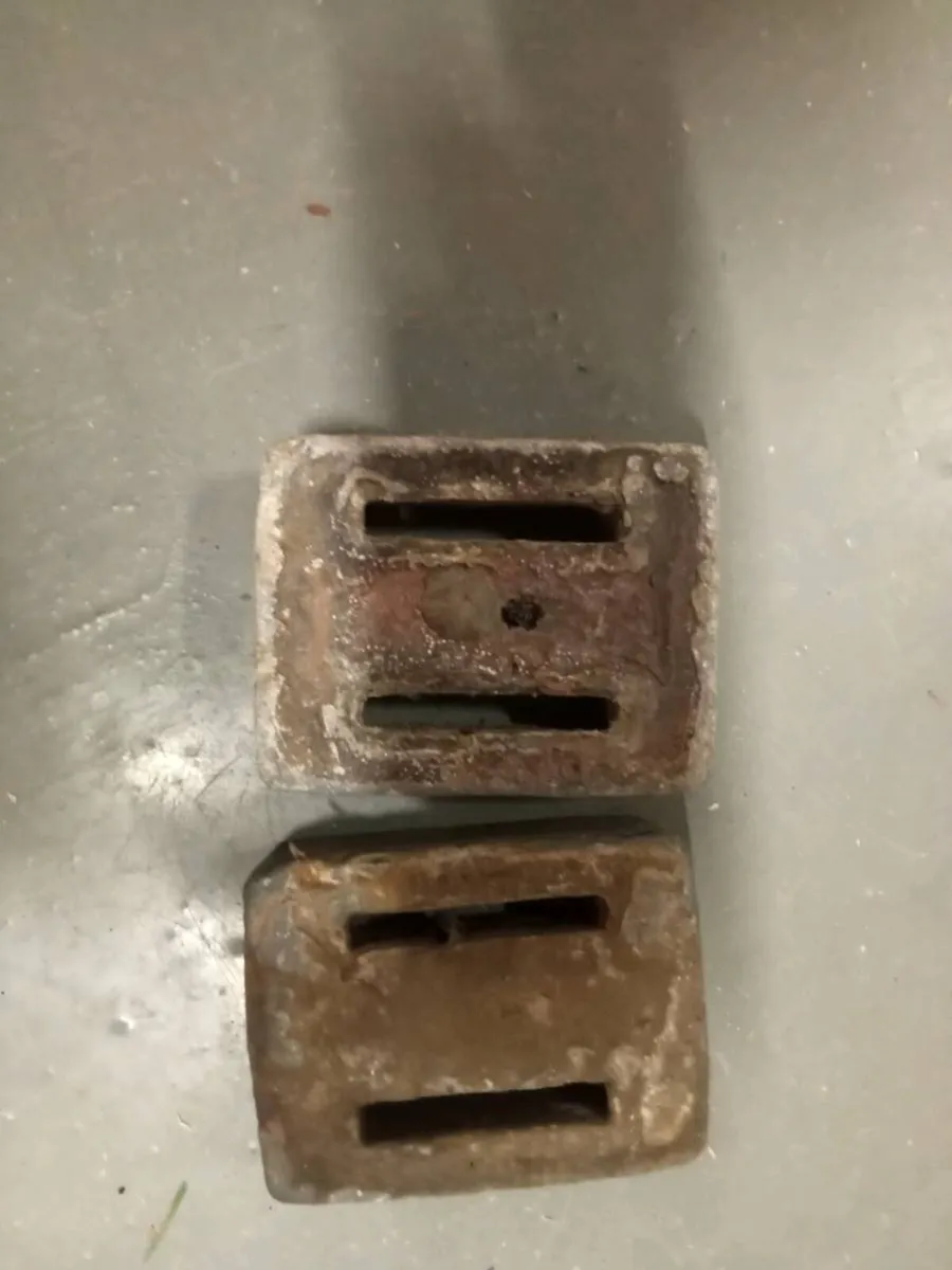 Two old led weights - Image 2
