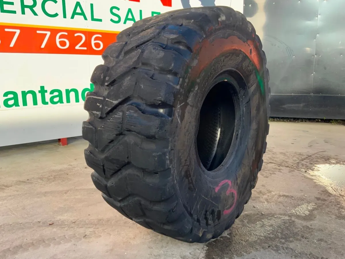 23.5 x 25 GOODYEAR RADIAL DUMPER TYRE.......003. - Image 4
