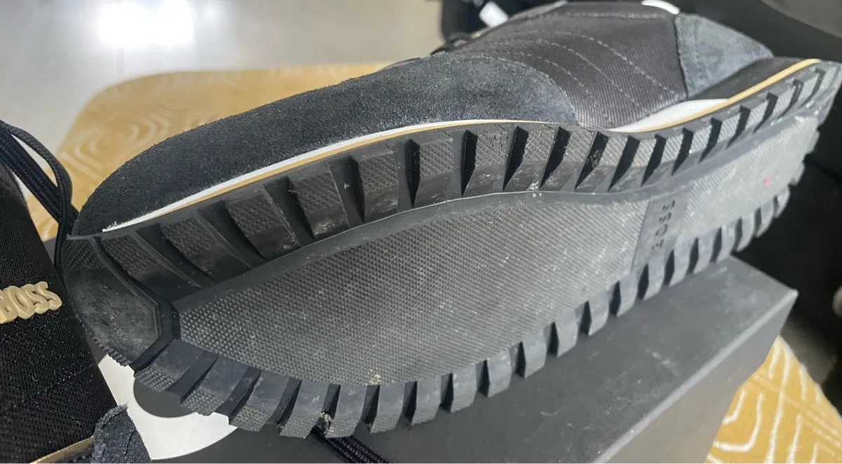 Boss men’s trainers - Image 3