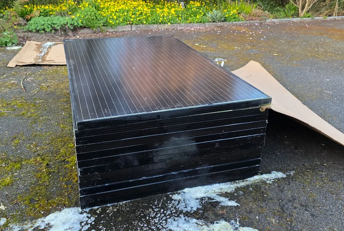 6000 watts 20 X 300 watt Solar Panels - Image 2