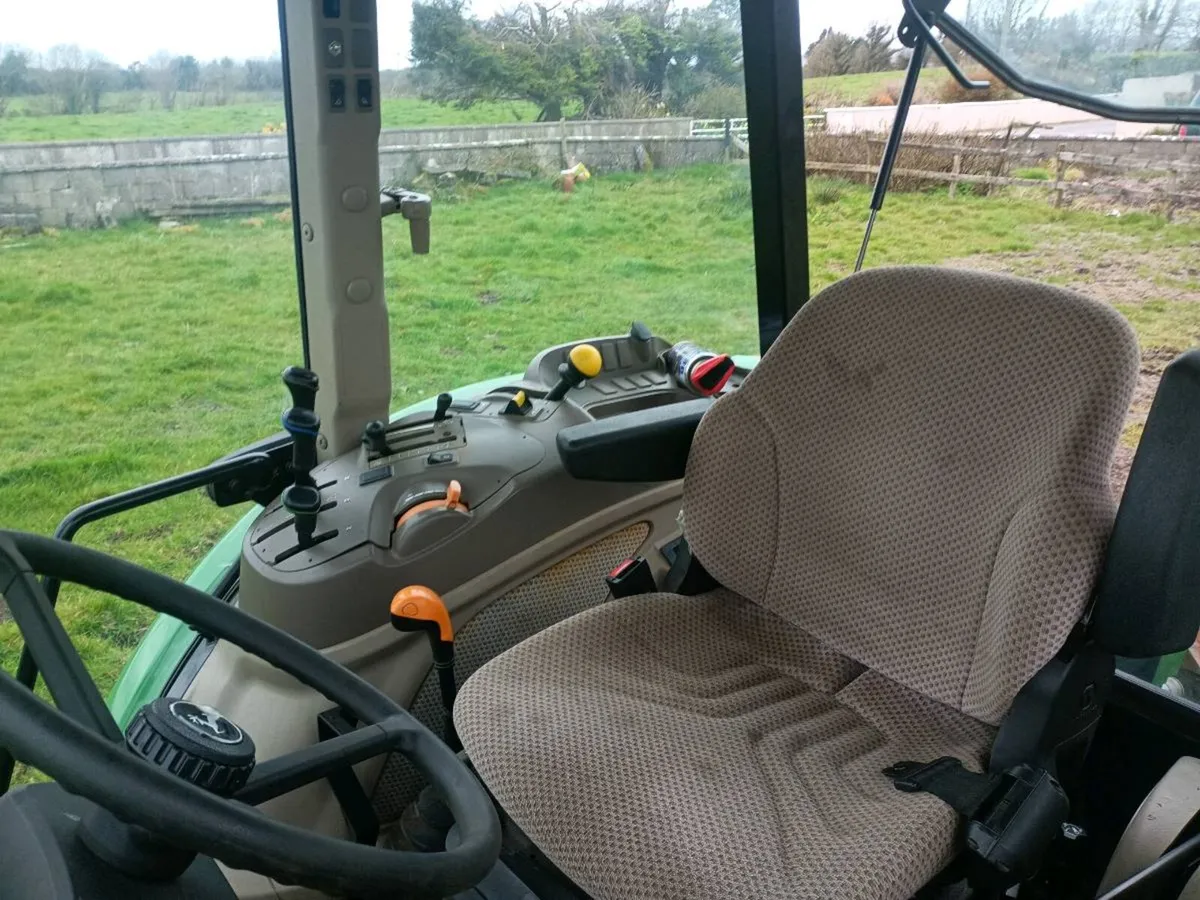 John Deere 5075m - Image 4