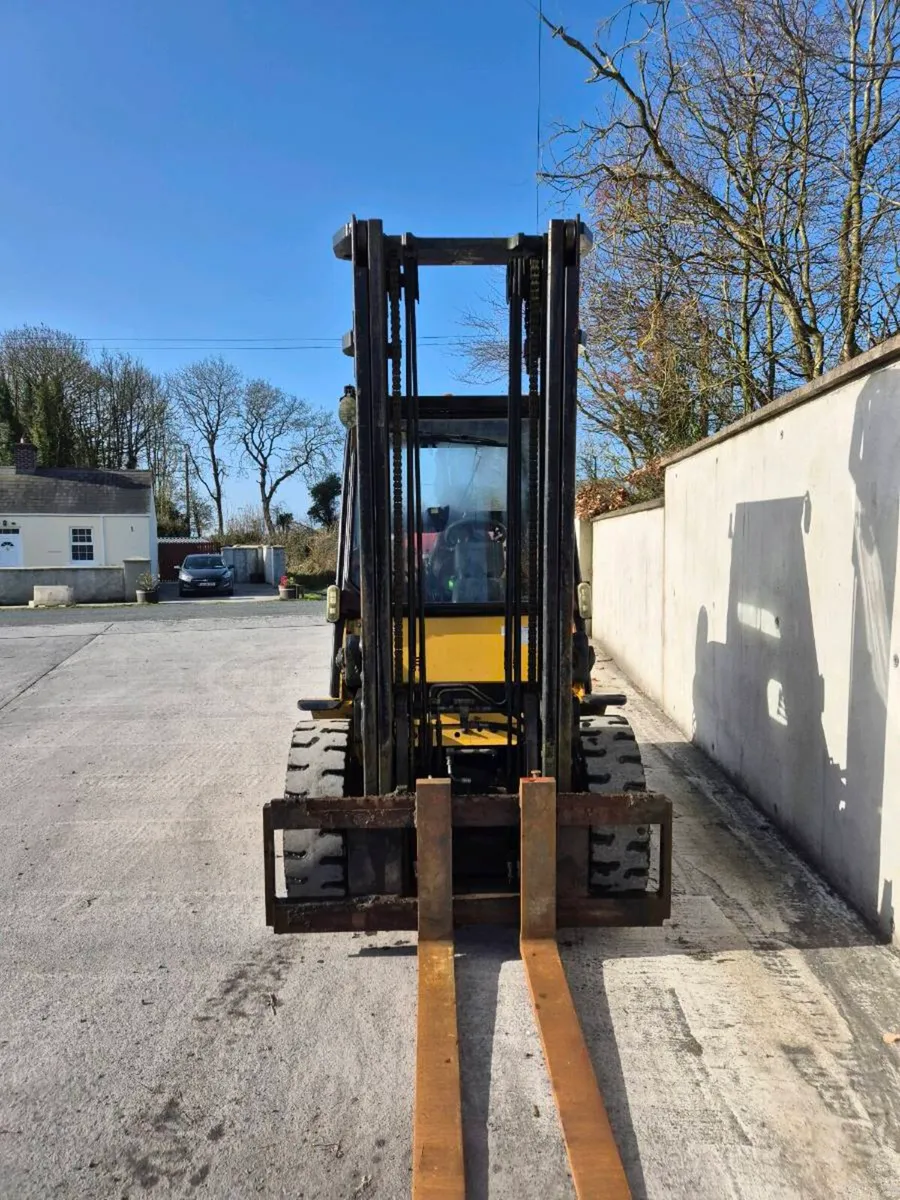 Cat Forklift Gas 4.5 tonne - Image 2