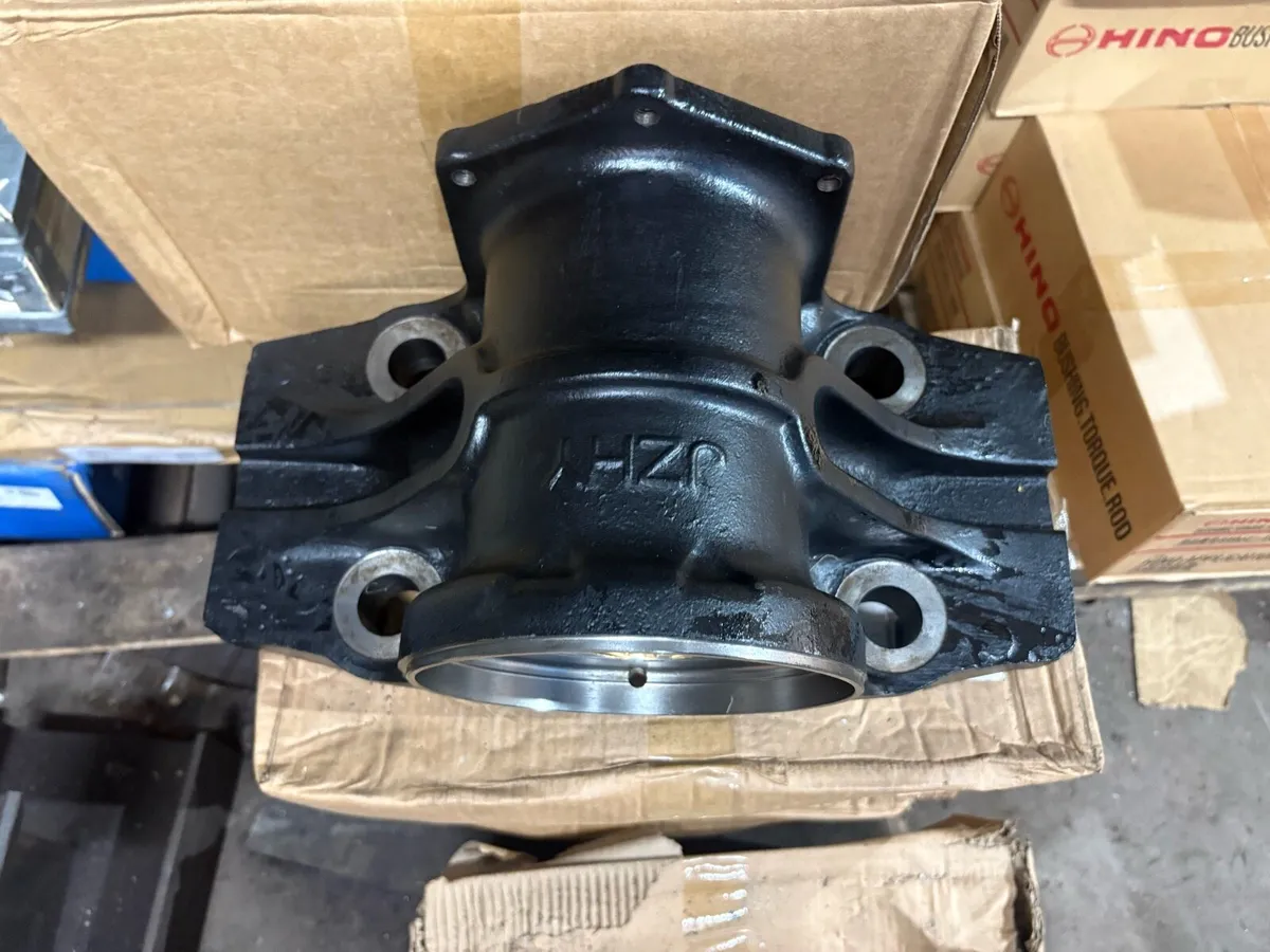 Hino truck parts - Image 4