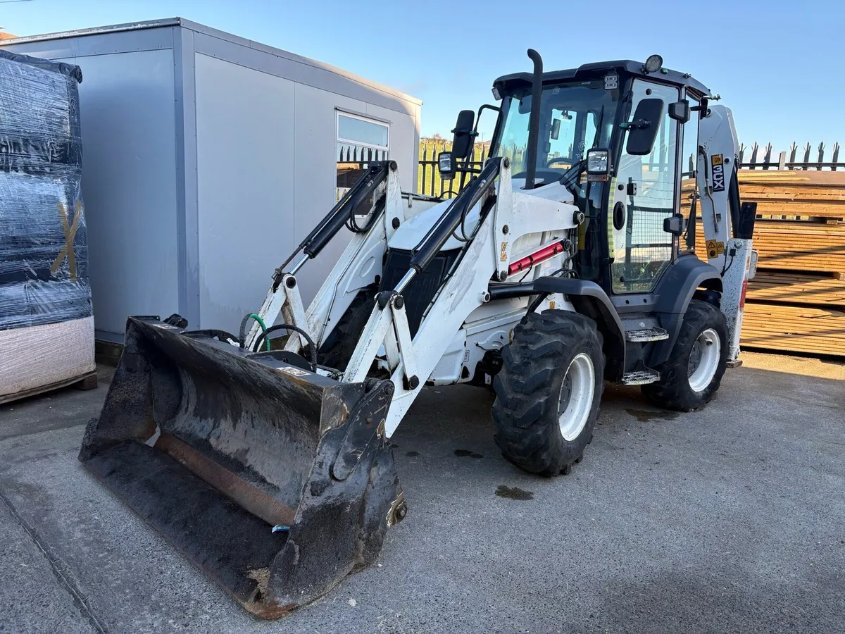 2019 JCB 3CX Compact 4WD Loader c/w Backhoe - Image 1