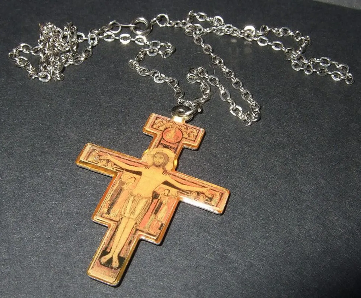 Vintage 'San Damiano' Cross and Chain - Image 4