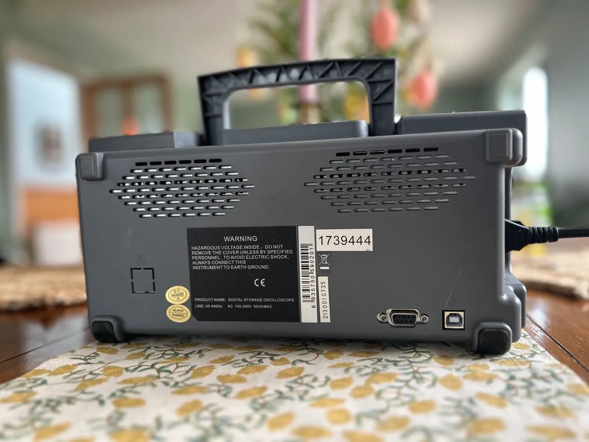 Tenma 72 8230 digital storage oscilloscope - Image 4