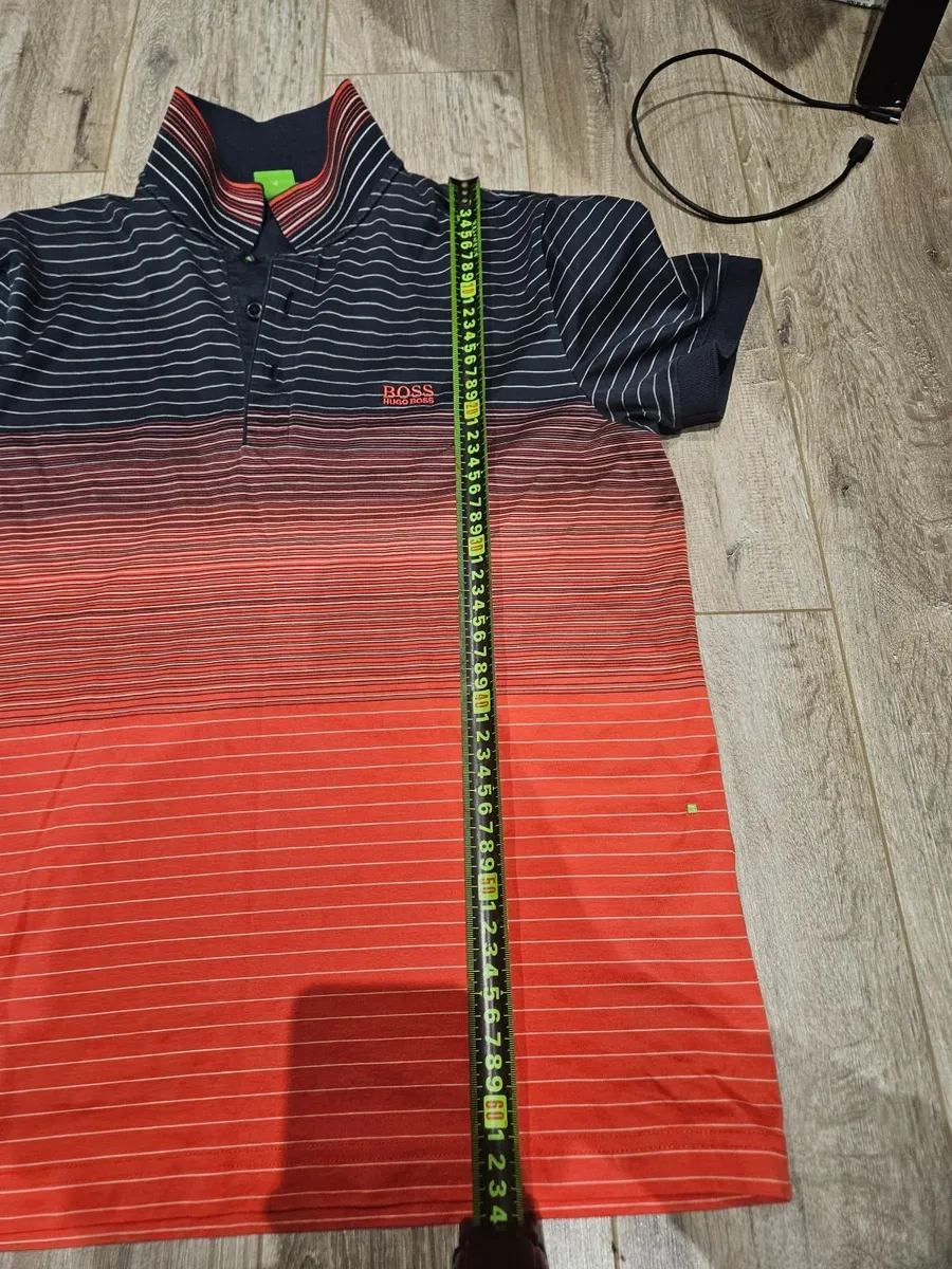 Hugo Boss T shirt - Image 1