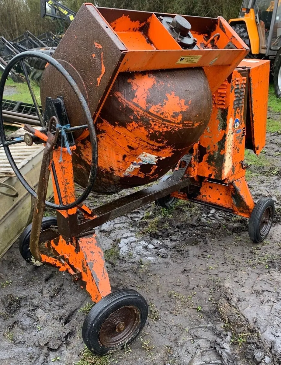 Zetor Crystal back end, cement mixer  etc - Image 4