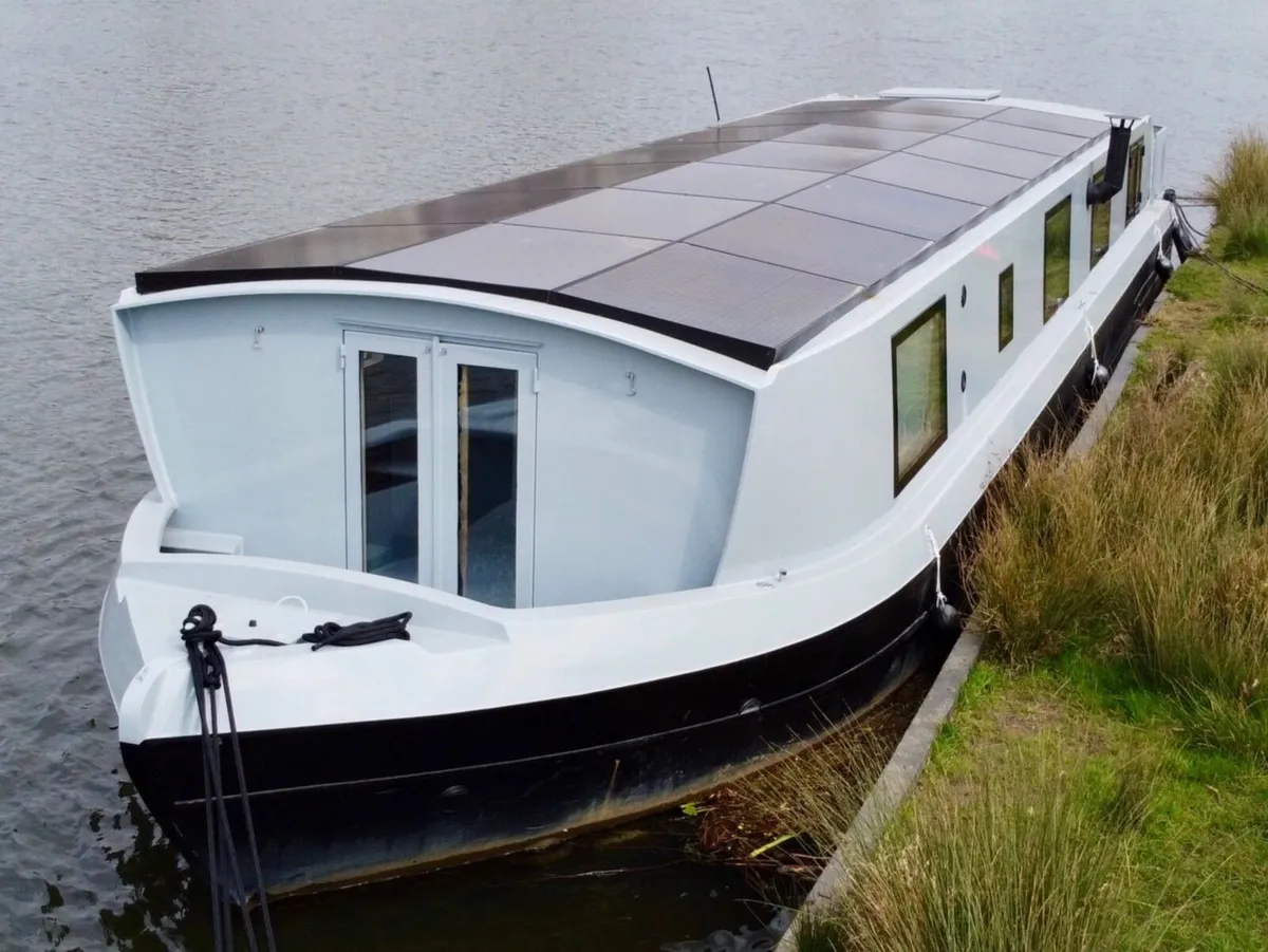 450W Black Frame Bifacial Solar Panel - Image 3