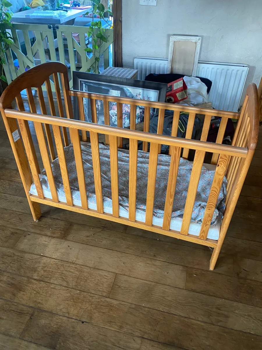 Baby cot