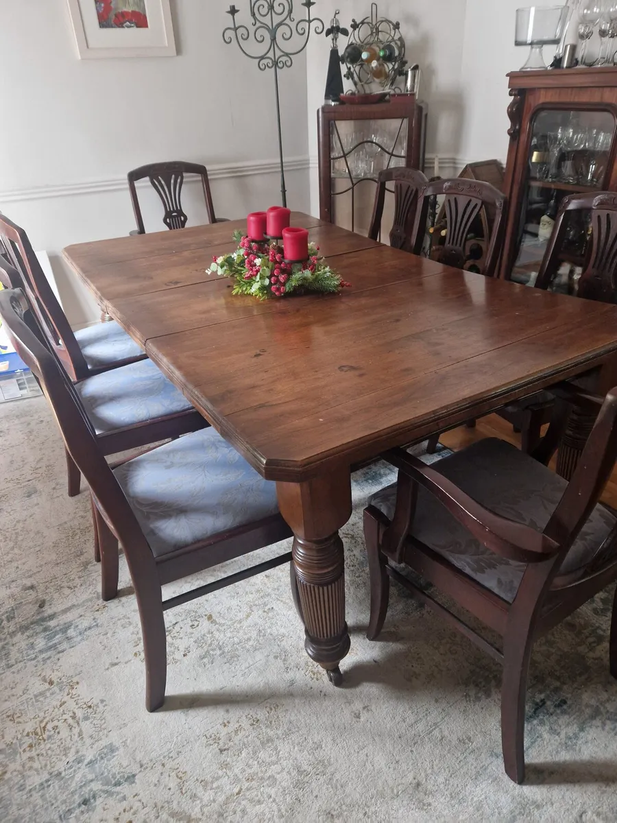 Household furniture and electrics