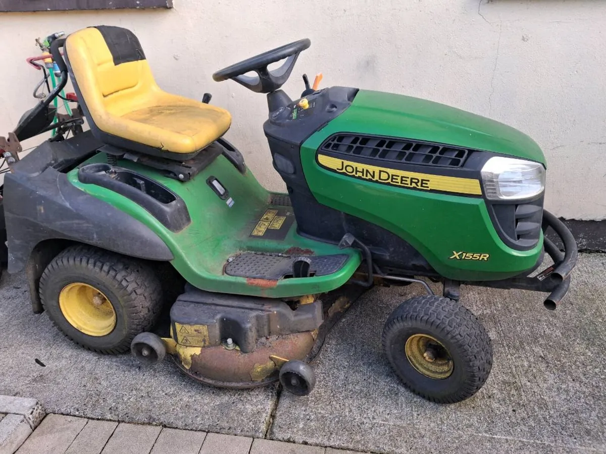 John deere x155r  lawnmower - Image 1