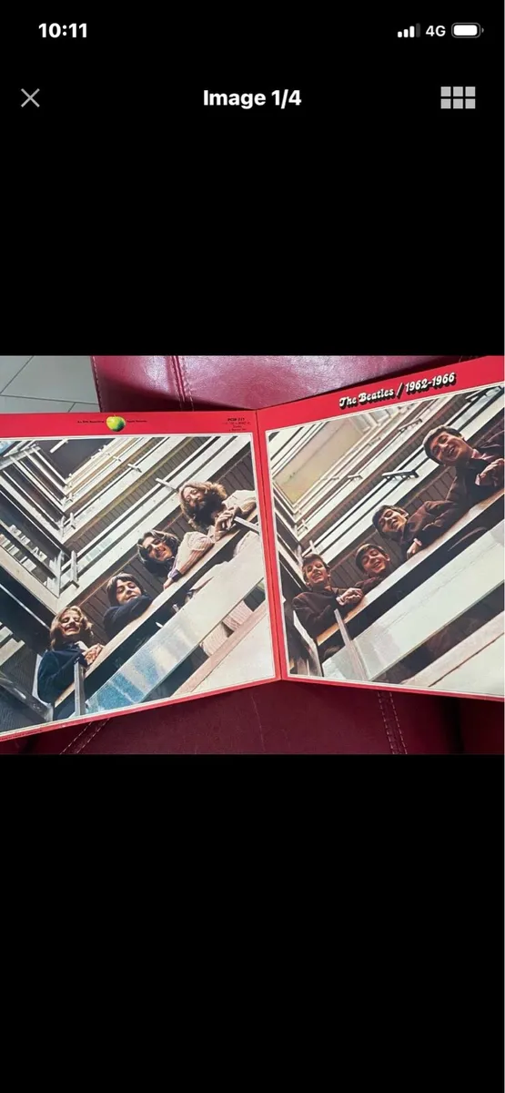 Vintage Vinyls- The Beatles - Image 1