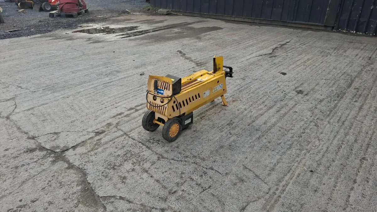 7 Ton Electric Log Splitter – Firewood Splitter - Image 1