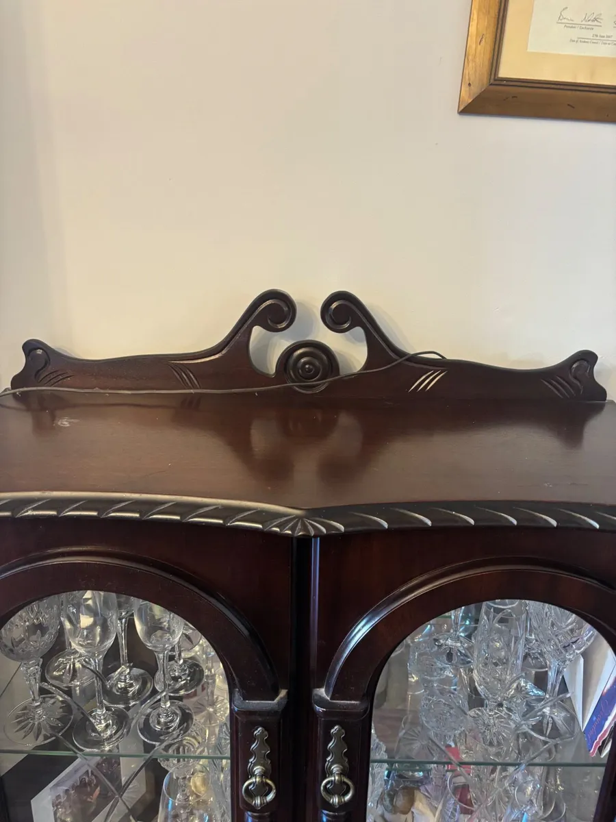 Display Cabinet - Image 1