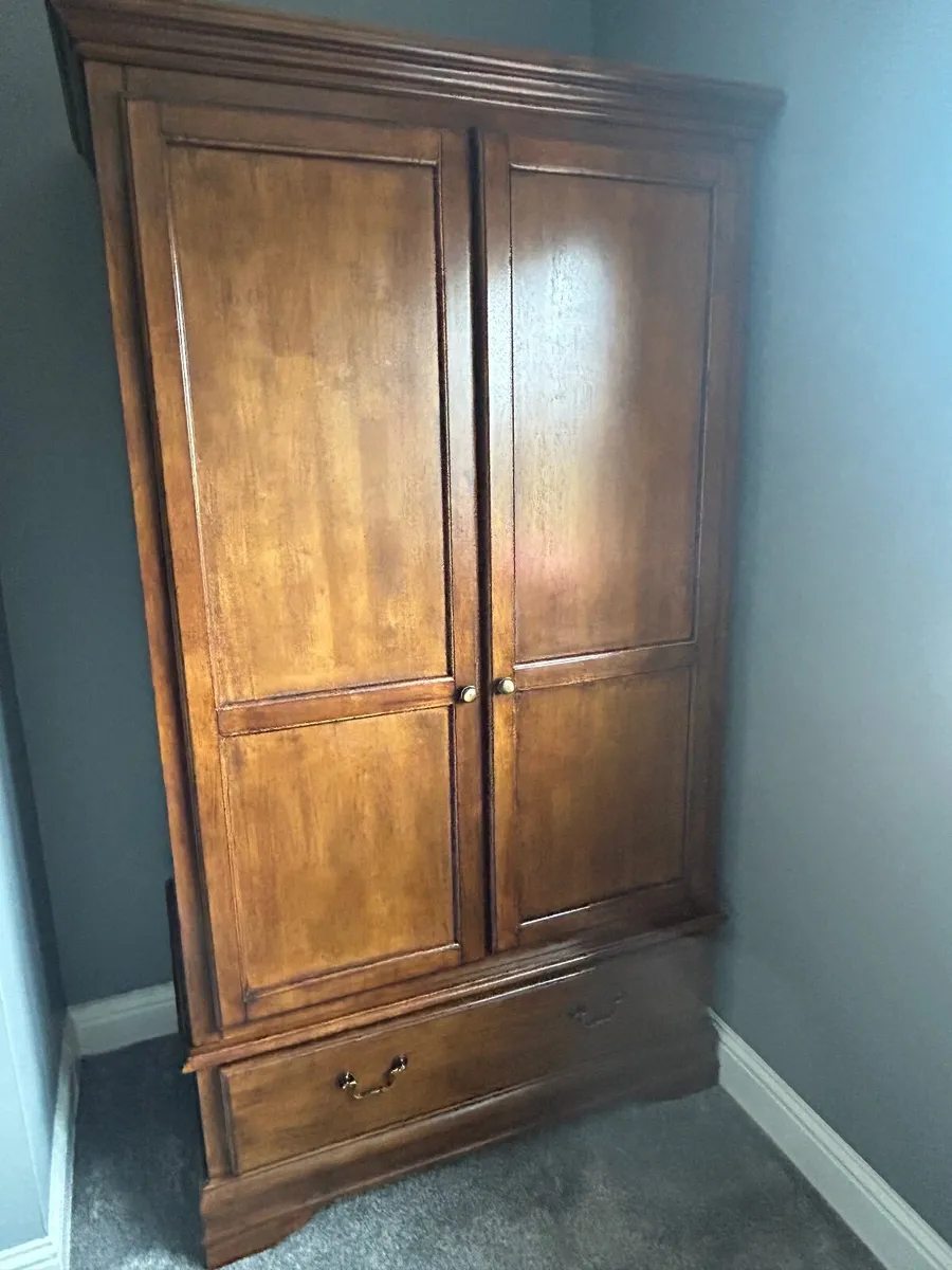 2 door solid wardrobe - Image 3