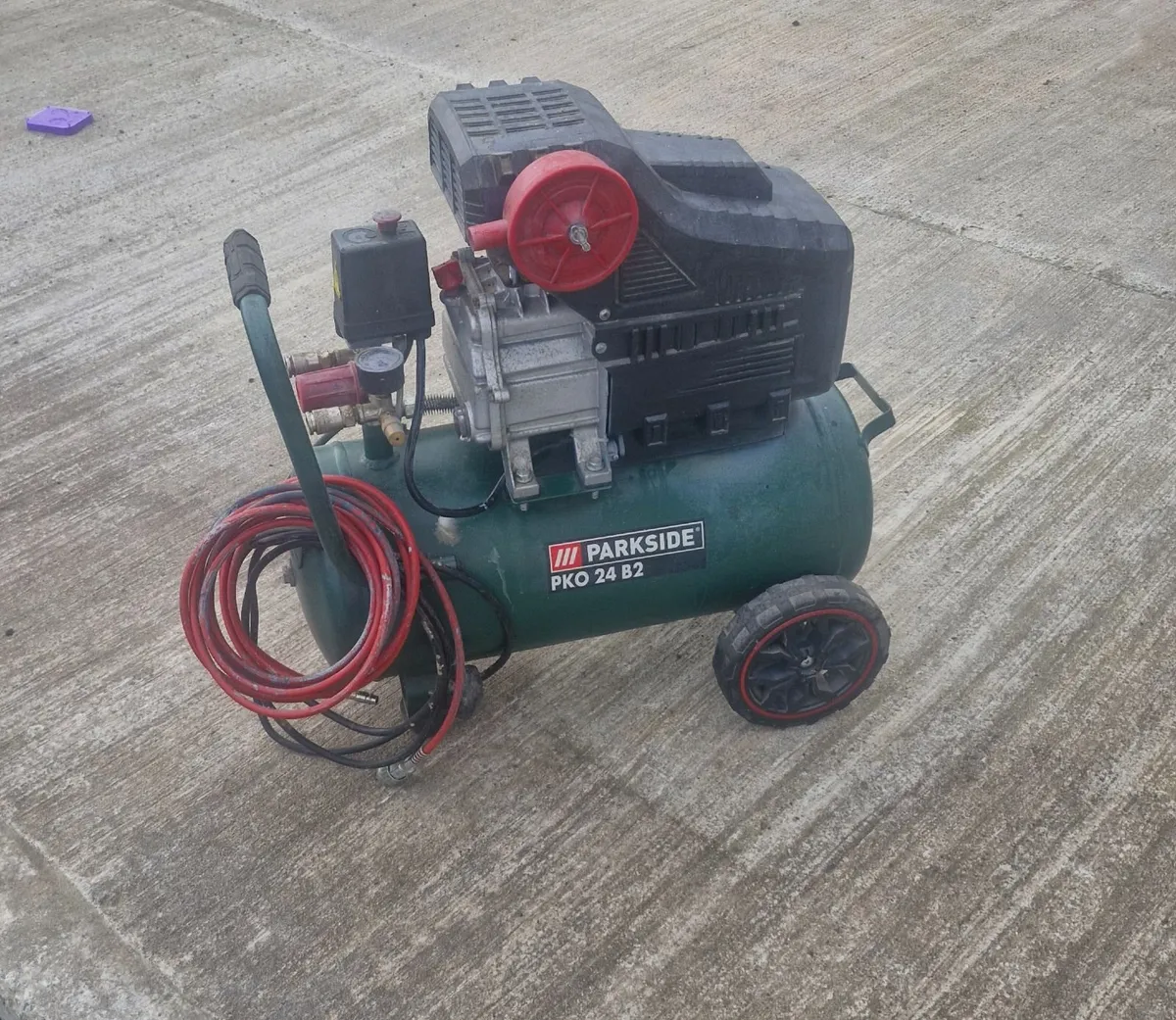 Air compressor